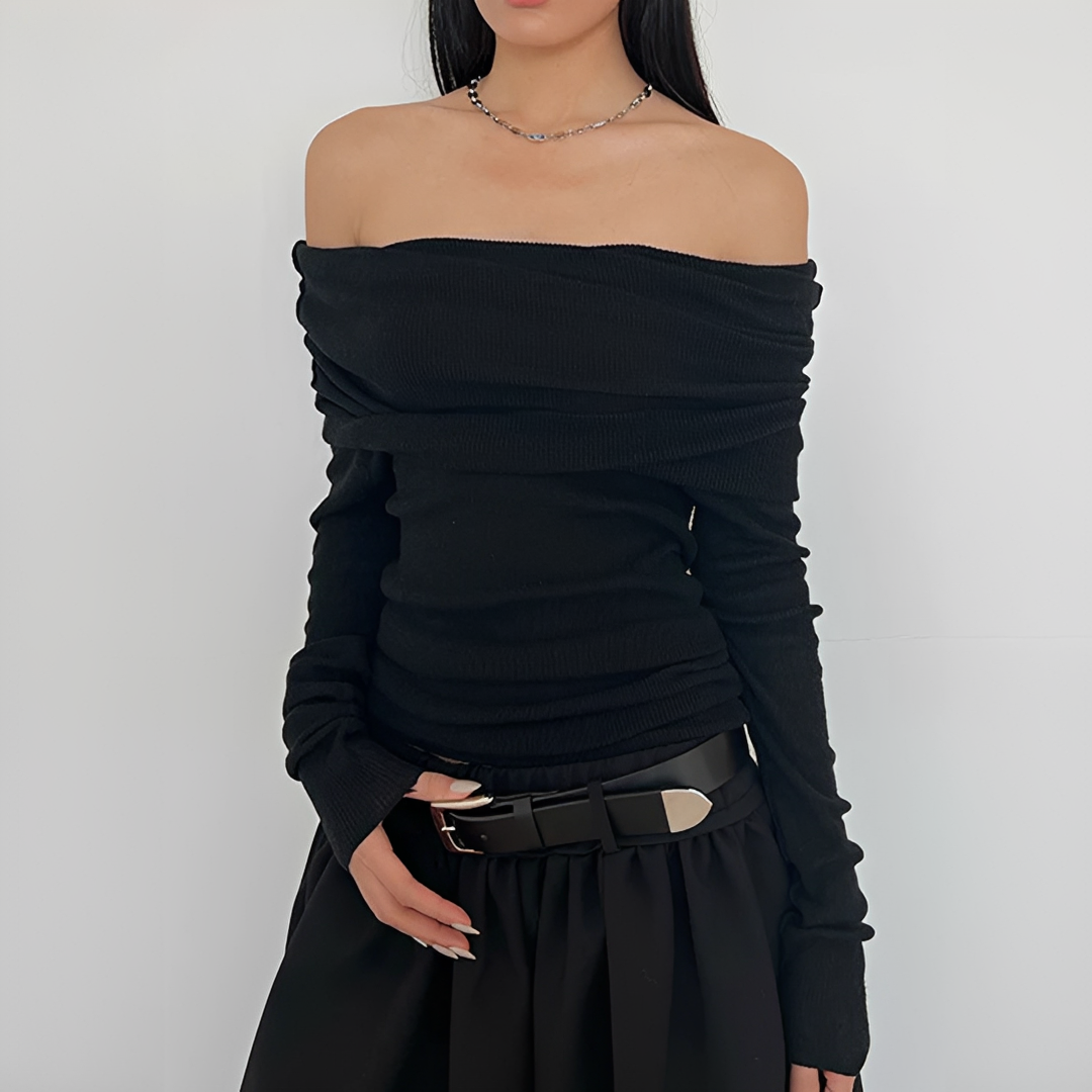 Frida - Stylish Off-Shoulder Shirt