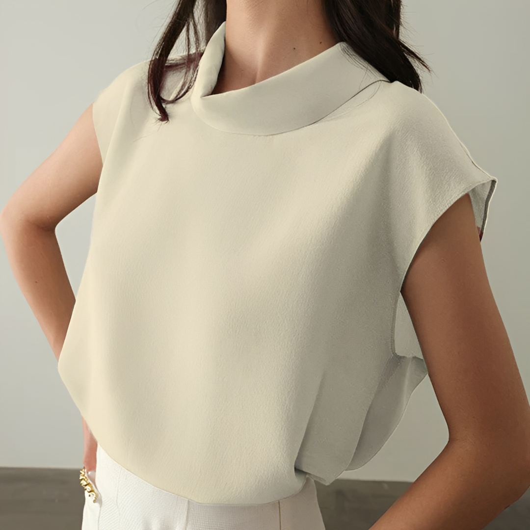 Linda - Easygoing Short Sleeve T-shirt