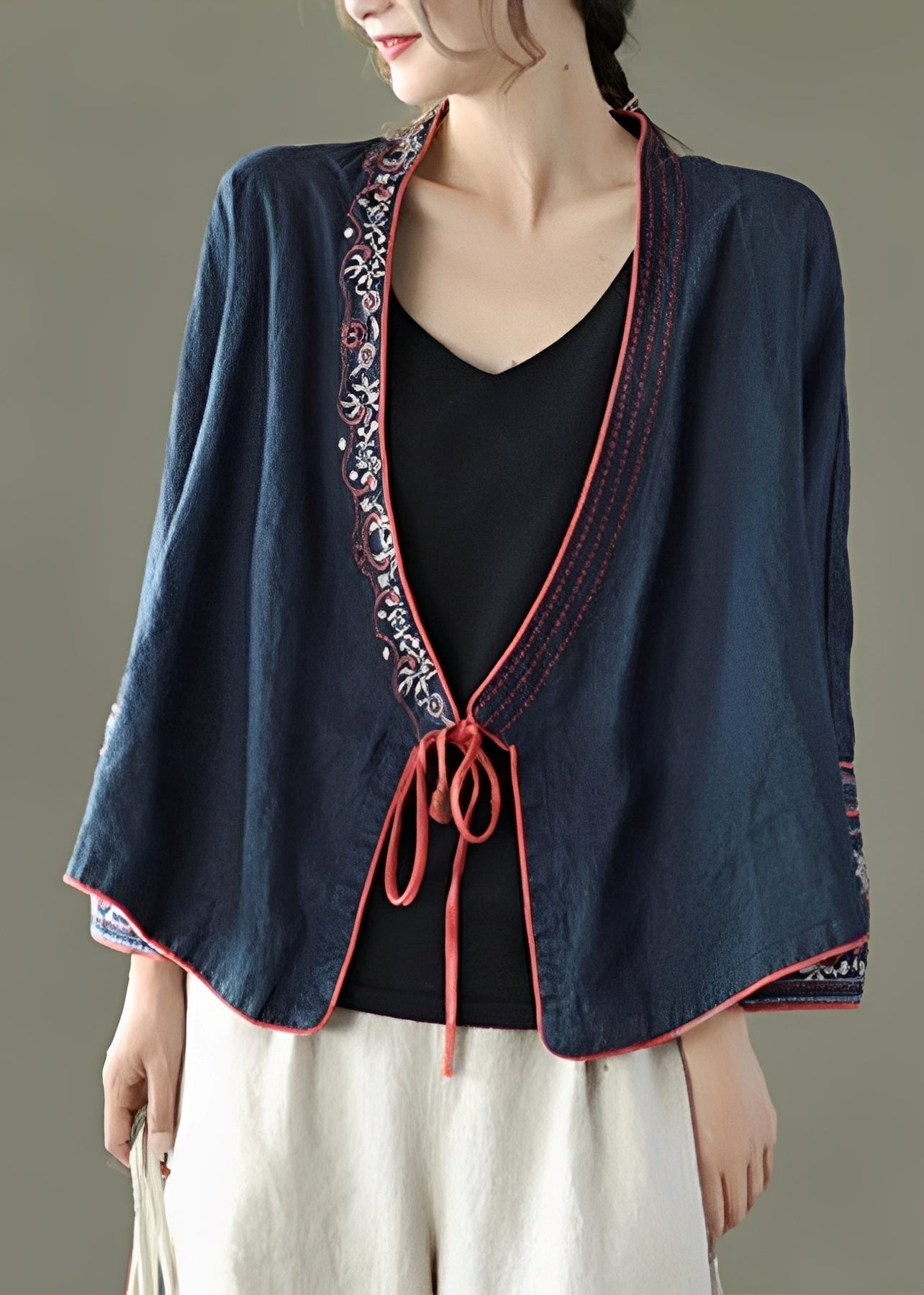 Nastia - Fashionable, relaxed blouse with embroidery for women