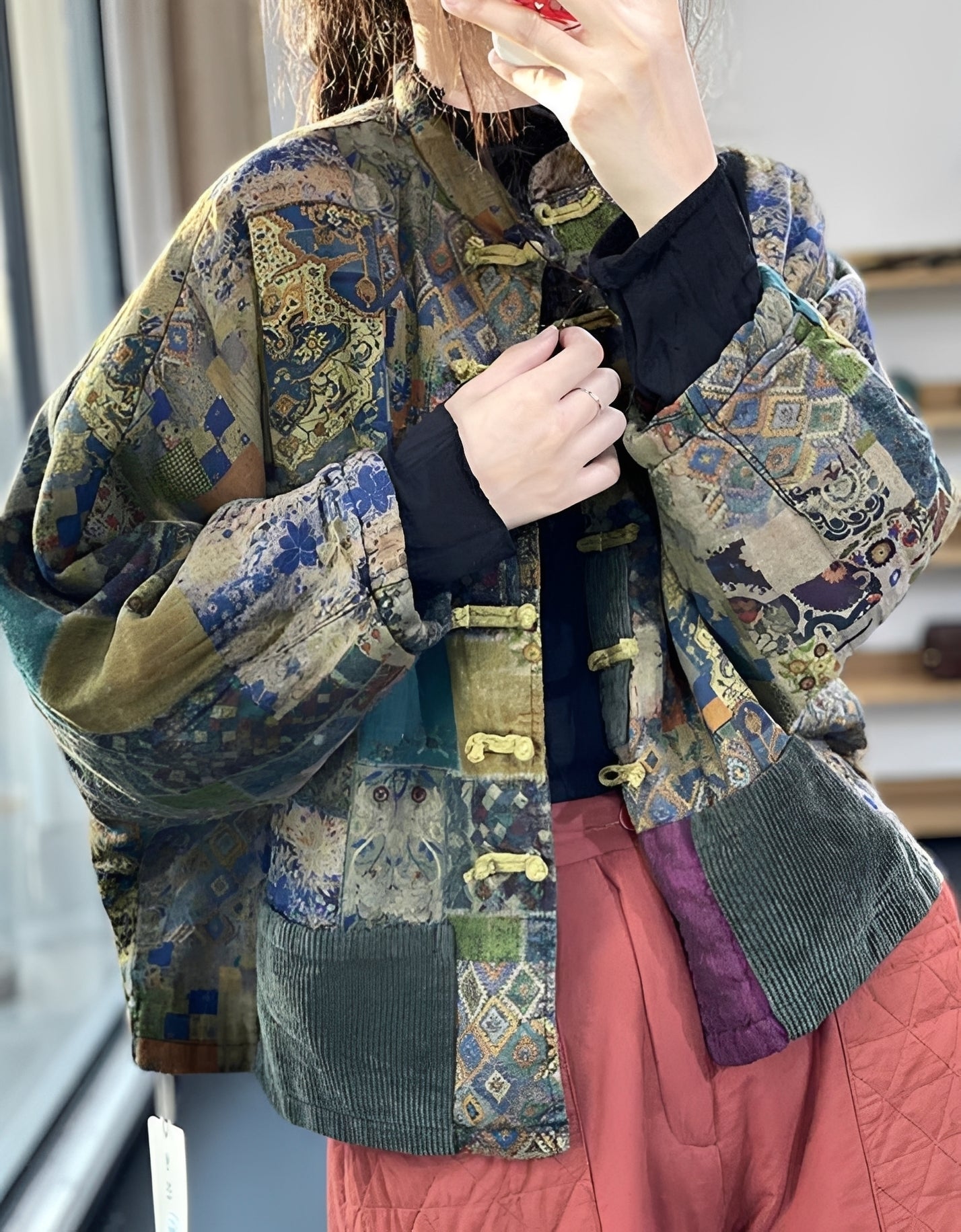 Hazel - Classic women's coat with pockets