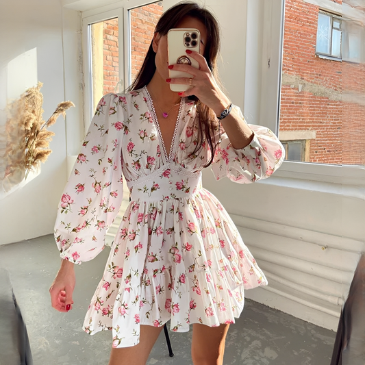 Jessamin - Trendy summer dress with floral patterns for women