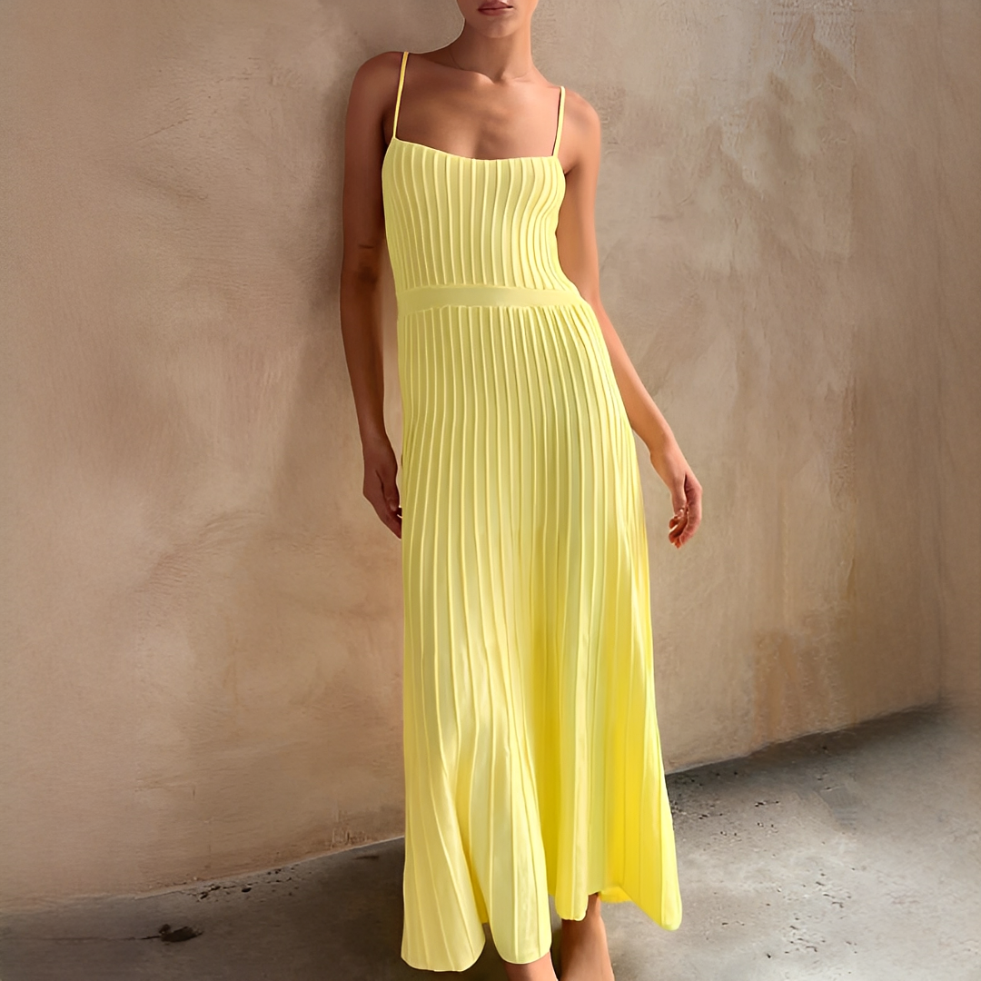 Pheobie - Trendy Pleated Midi Dress