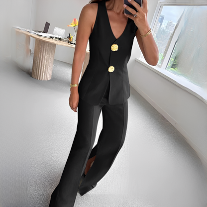Verna - Casual sleeveless top and pants ensemble