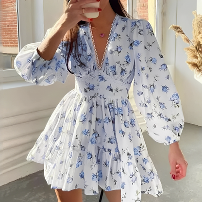 Jessamin - Trendy summer dress with floral patterns for women