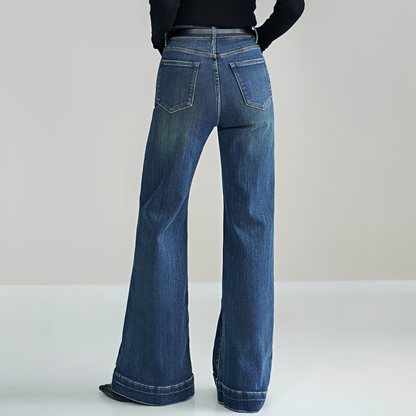 Tamia - Chic Mid-Rise Jeans