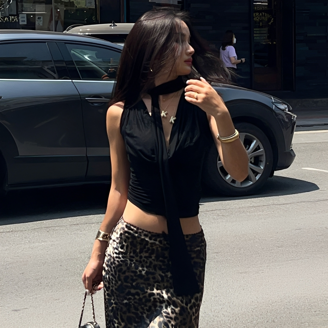Yvette - Fitted Sleeveless Top