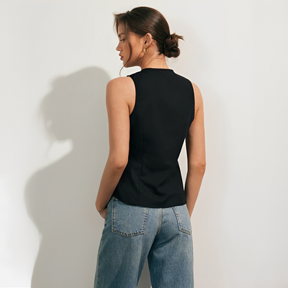 Windelyn - Chic Sleeveless Top