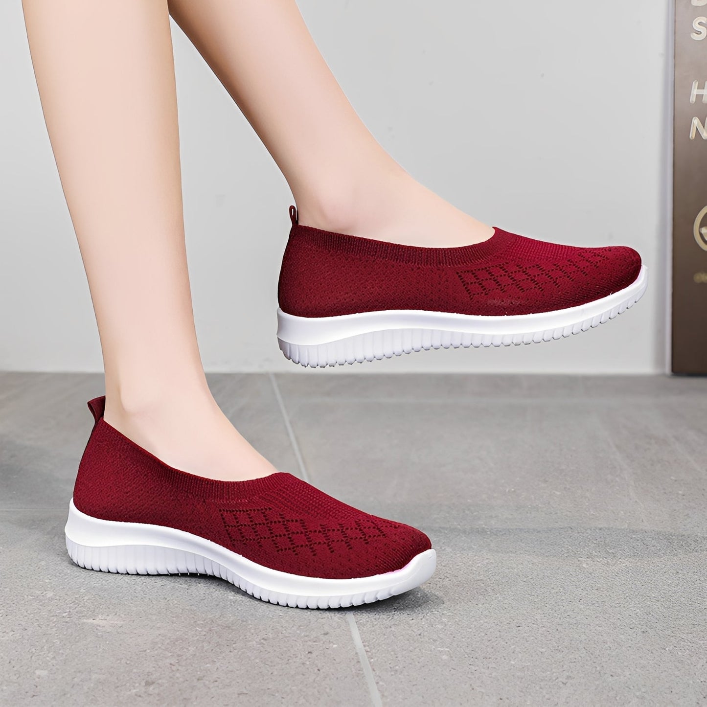 Lucy - Trendy slip-on Footwear
