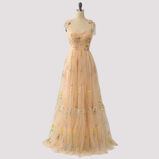 Livia - Sophisticated Ball Gown with Floral Embroidery