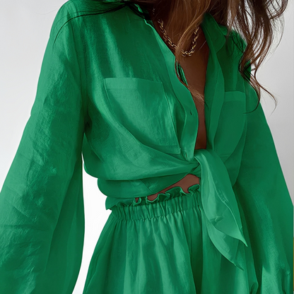 Larnie - Stylish top and shorts set