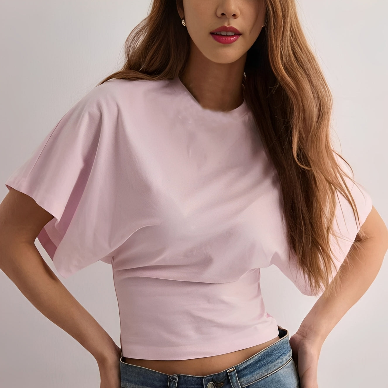 Maggy - Trendy T-shirt with Relaxed Sleeves