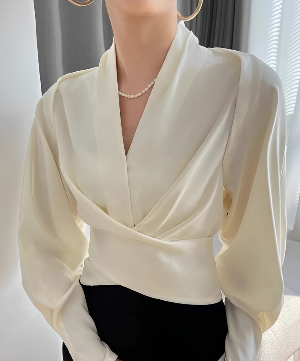 Isabel - Stylish V-neck Blouse