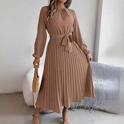 Antonette - Stylish dress