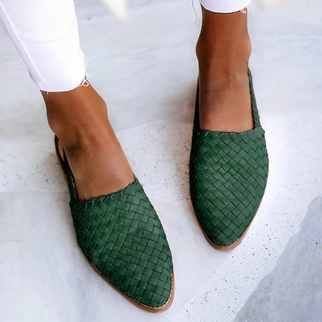 Dana - Classic Sandals