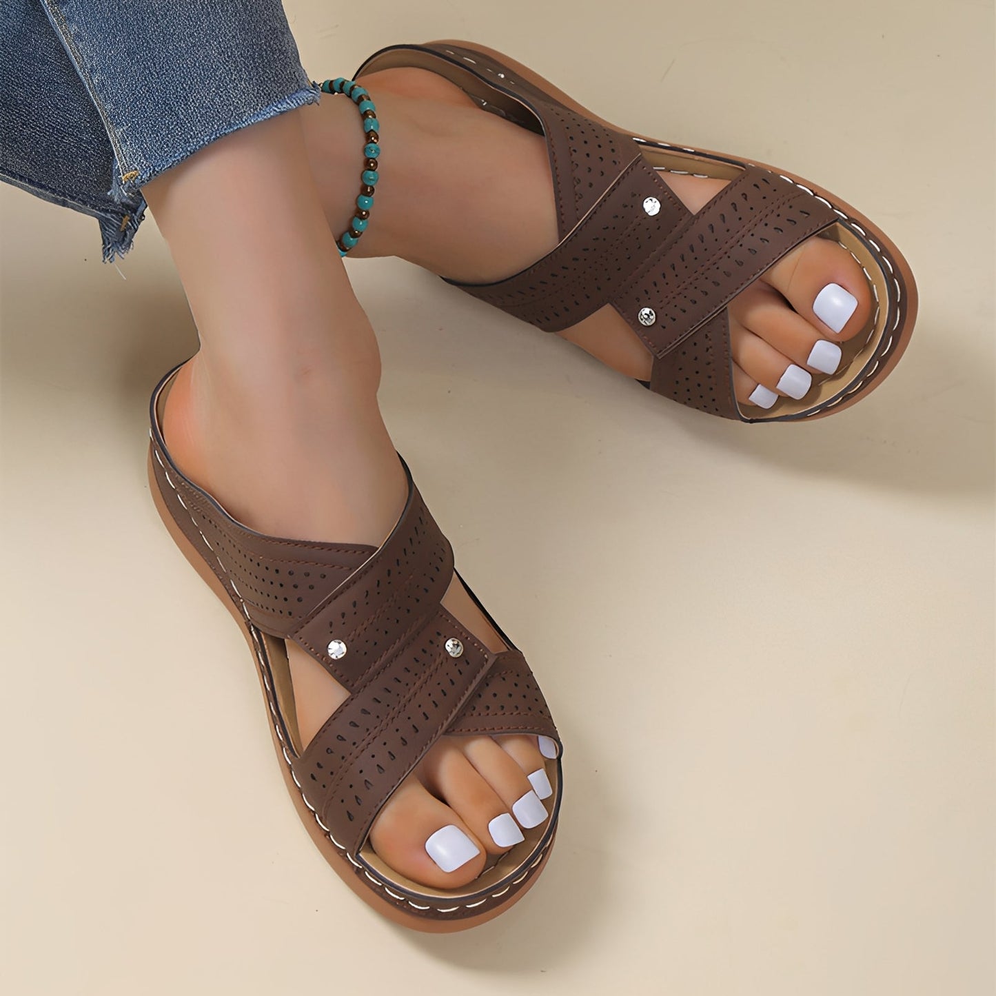 Rhonda - Trendy Sandals with Crisscross Straps