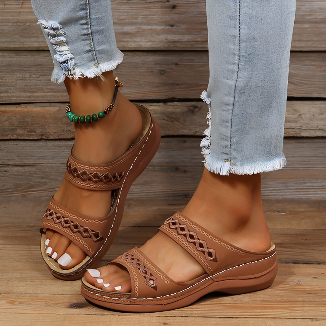 Alyssonia - Fashionable Women's Summer Sandals
