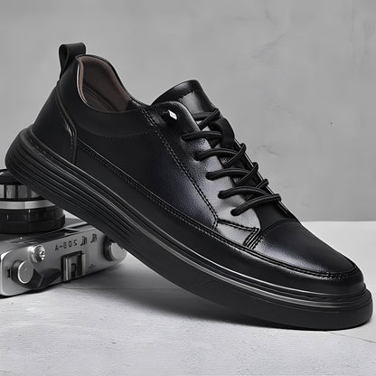 Romeo - Fashionable men's low-top sneakers
