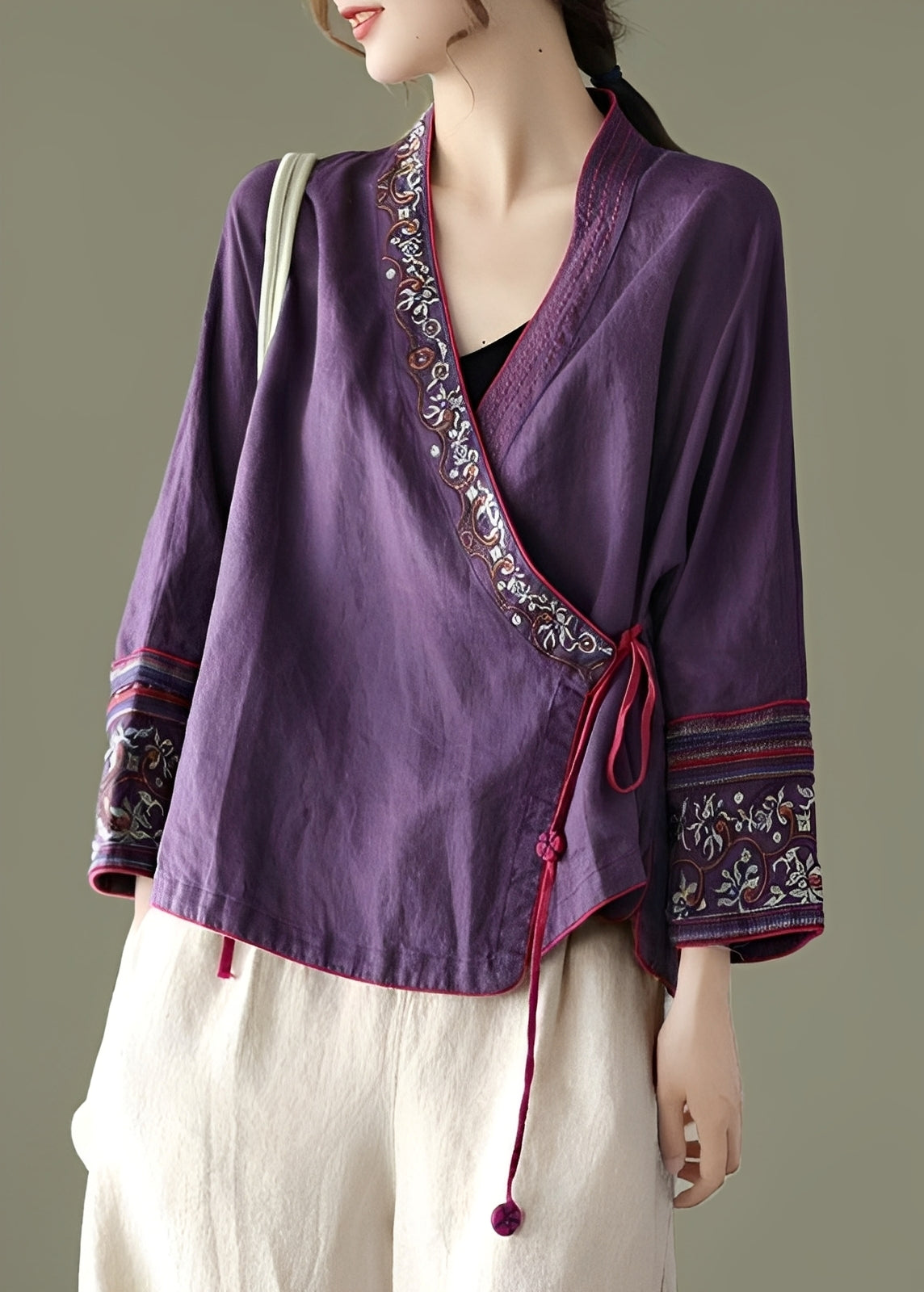 Nastia - Fashionable, relaxed blouse with embroidery for women